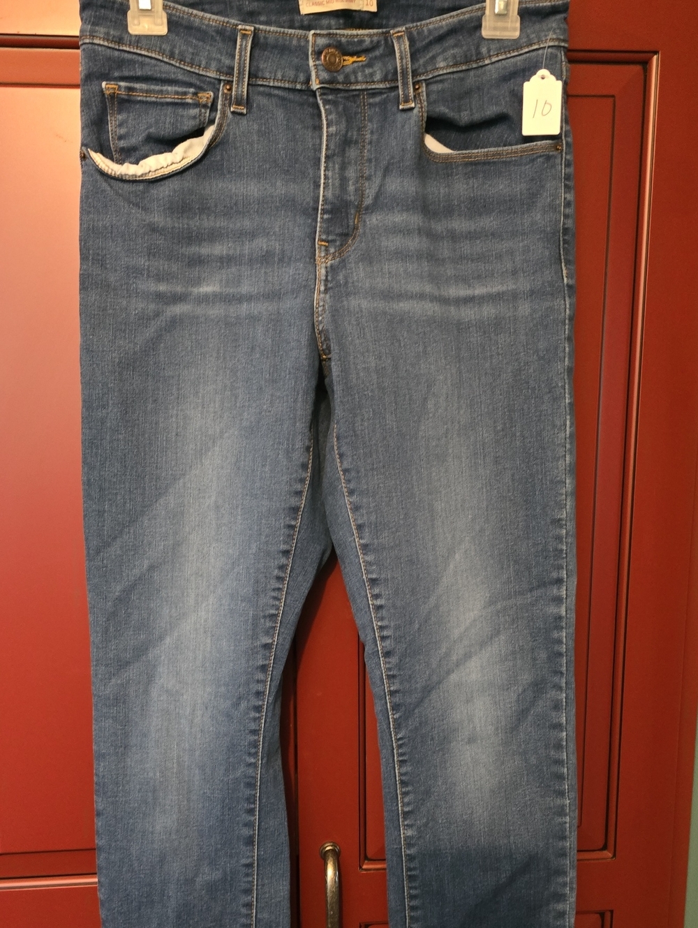Classic Midwash Women’s Jeans - Blue Levis Sz 10